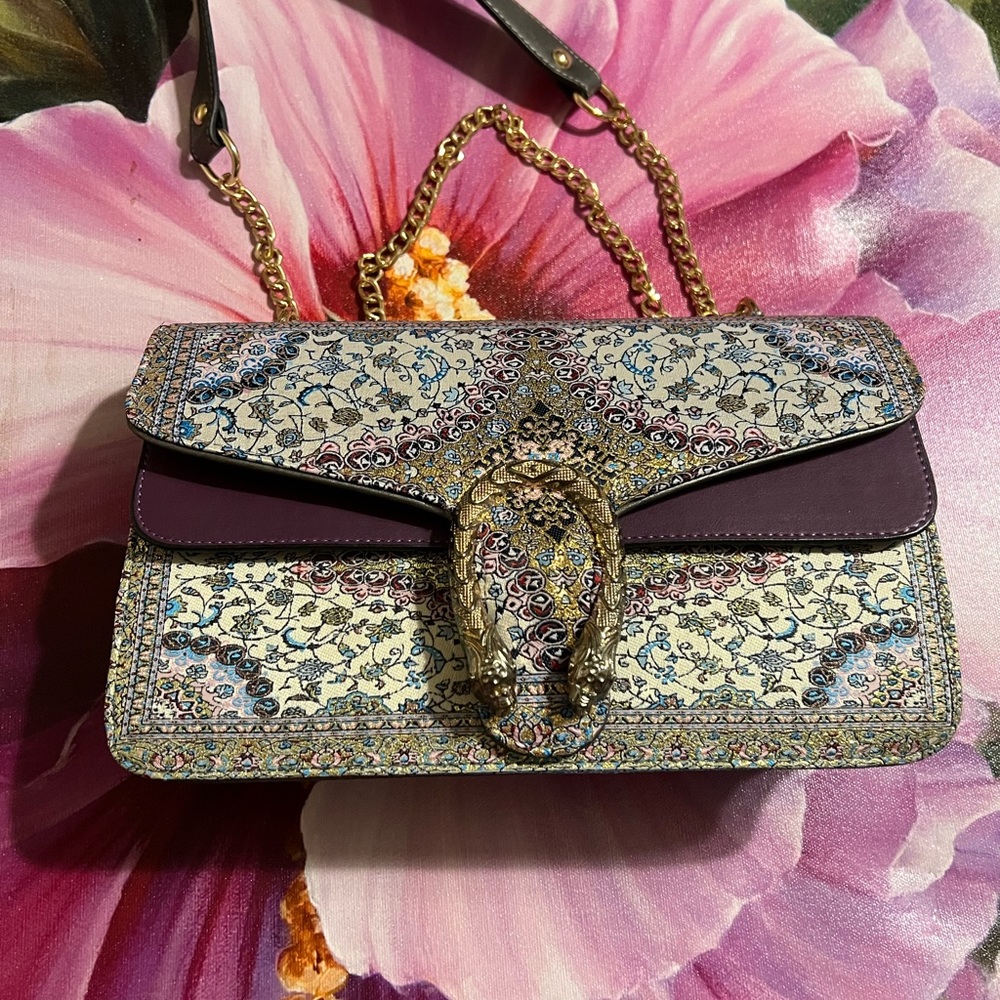 Crossbody bag made in Turkey. Beautiful design and gold hardware.